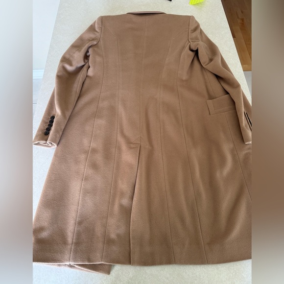 Hugo Boss Coat 100% Cashmere - Picture 10 of 10